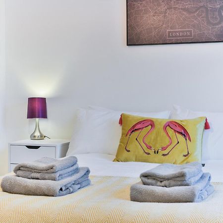 Fantastic Central Line City-Pad! Apartamento Londres Exterior foto